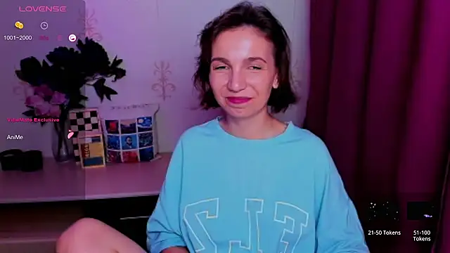 KindHazelHere_ Chat XXX live