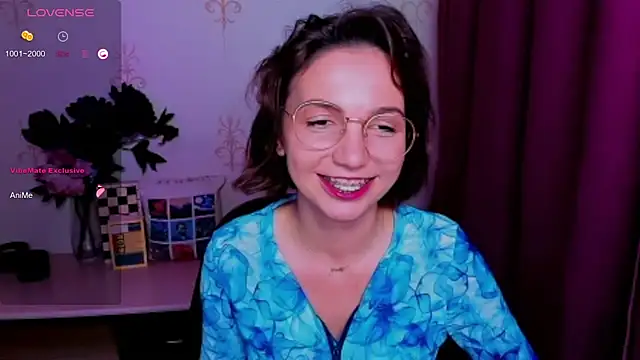 KindHazelHere_ Chat XXX live