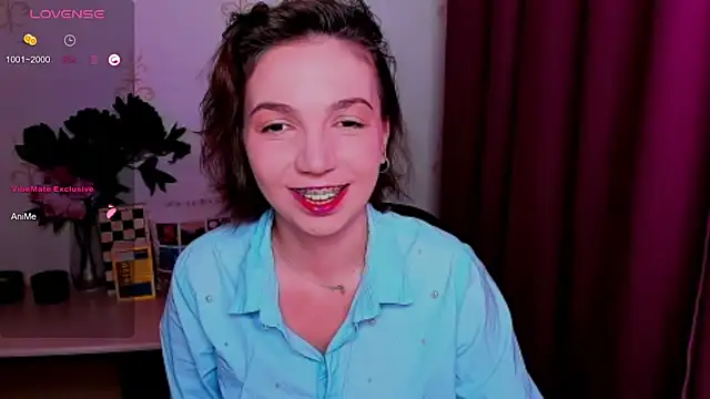 KindHazelHere_ live XXX chat