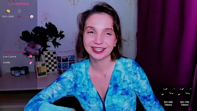KindHazelHere_'s Live XXX Chat