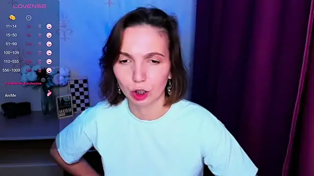 KindHazelHere_ Adlı Modelin Canlı XXX Sohbeti