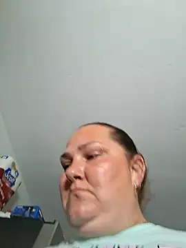 Živá chatovací místnost Sexynikki6969@xh