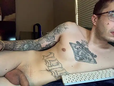 JuicyJoshy webkamerás műsora