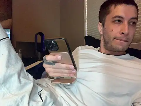 JuicyJoshyn Live XXX chat