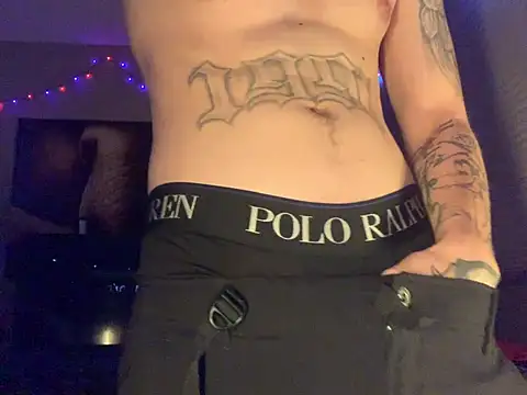 Pokazy przed kamerką – BWCJUICYJOSH