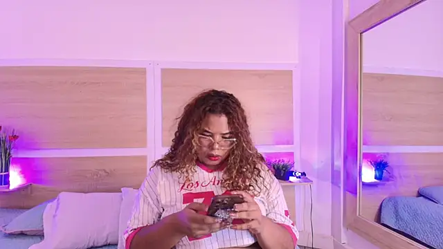 Your_big_ebony_goddness Chat XXX live