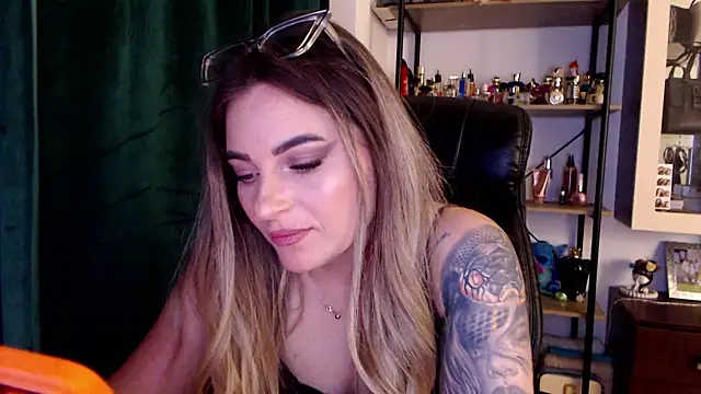 Rania_Stitch live XXX chat