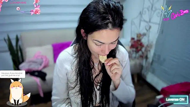 Lunlunera: διαδικτυακό σόου στην κάμερα