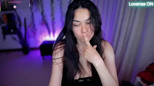 XXX chat uživo modela Lunlunera