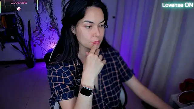 XXX chat uživo modela Lunlunera
