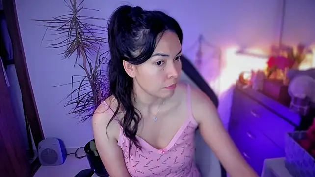 Chatroom XXX en direct de Lunlunera