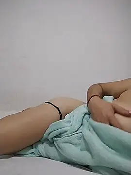 Luli2227's Webcam Show