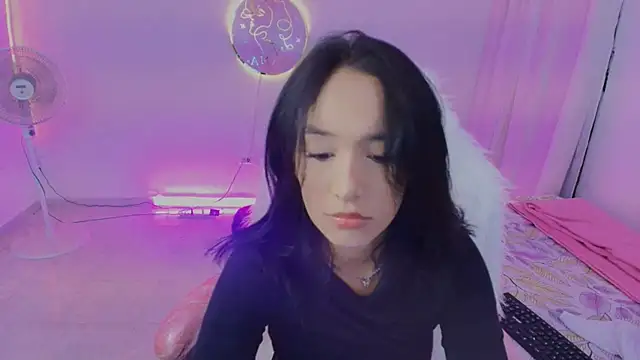 Chat XXX en directo de Nanami_19