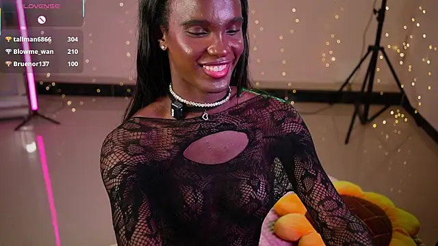 LuanaRisque Show Webcam
