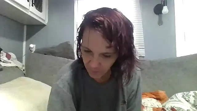 spundarella420's Live XXX Chat
