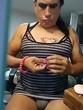 Alexandra4uuu webcam show