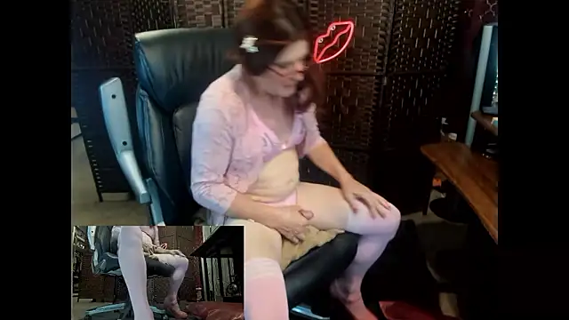 CharlotteAshton's Webcam Show
