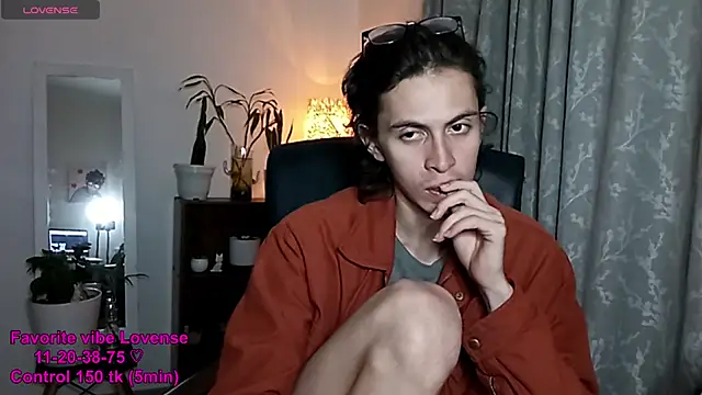 You_Sissy: вебкам-шоу
