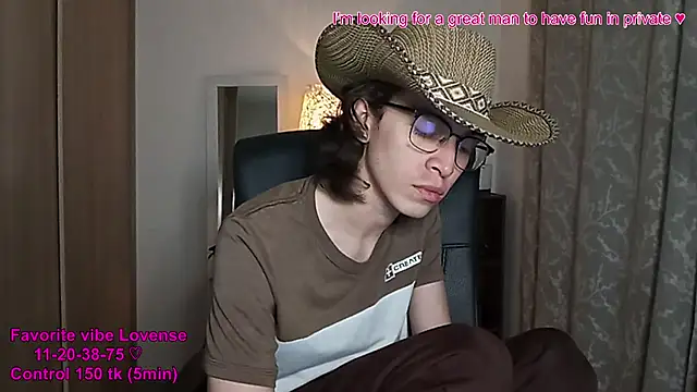 Nox_guy_next_door webcam show