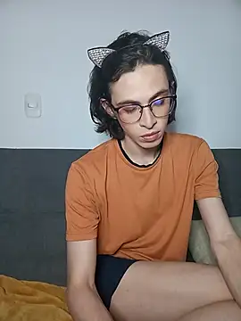 Nox_guy_next_door Pertunjukan Webcam