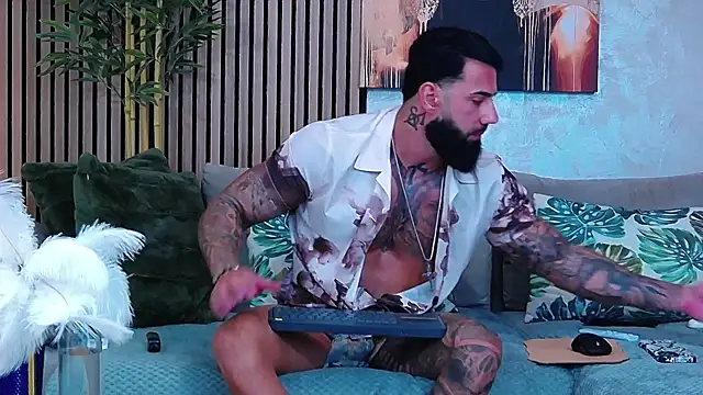 masterkingofmusclee Show Webcam