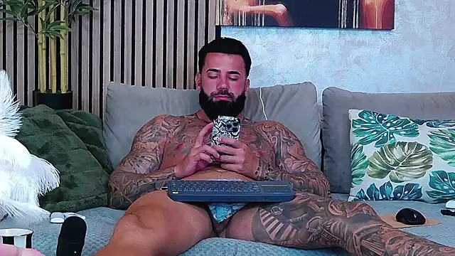 masterkingofmusclee Webcam show