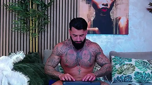 Webkamerová show masterkingofmusclee
