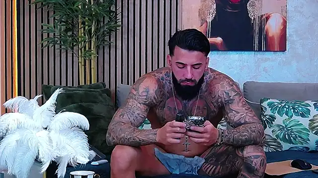masterkingofmusclee Adlı Modelin Web Kamerası Şovu