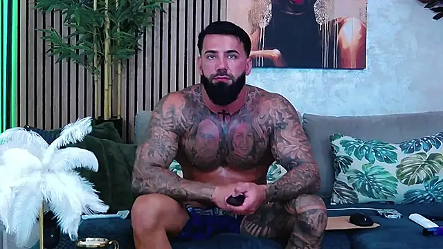 masterkingofmusclee 网络视讯表演