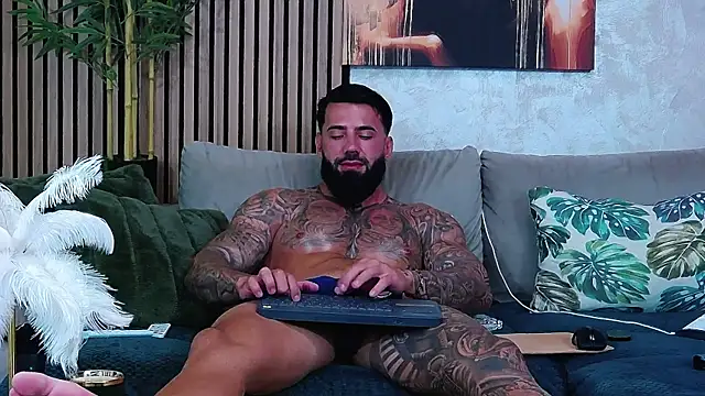 masterkingofmusclee Adlı Modelin Web Kamerası Şovu