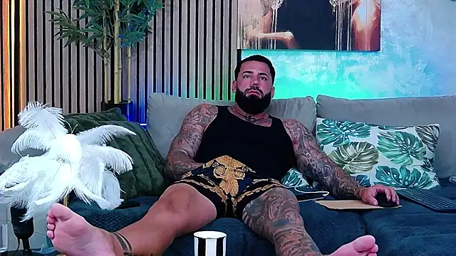 masterkingofmusclee Show Webcam