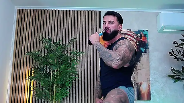 masterkingofmusclee Webcam show