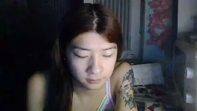 CarlyJoy 在線直播表演