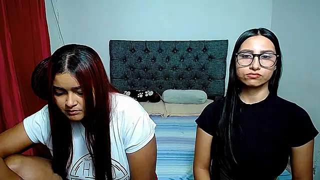 Chatroom XXX en direct de violeta_rous
