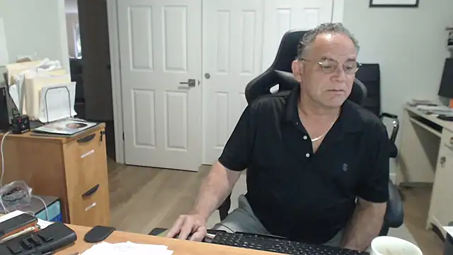 twopeopleinlove Show in webcam