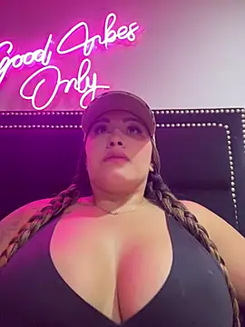 sexyyykloeen Live XXX chat