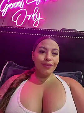 sexyyykloee's Live XXX Chat