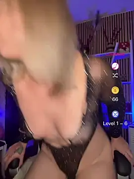 XXX chat uživo modela sofiah_