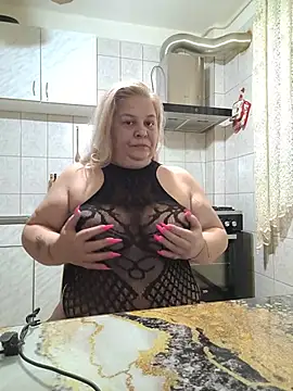 XXX chat uživo modela AriannaMilf