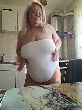 AriannaMilf Chat XXX live