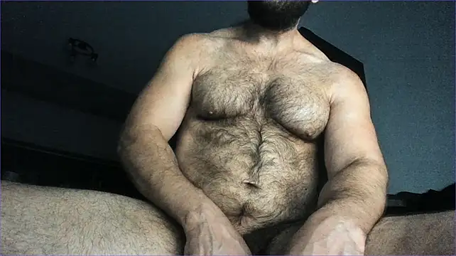 عرض كام Hugealphabeast