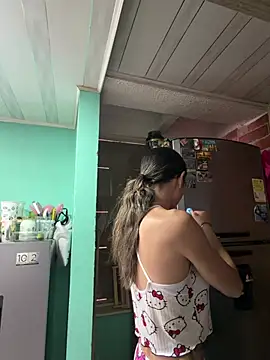 Niky_777 XXX чат на живо