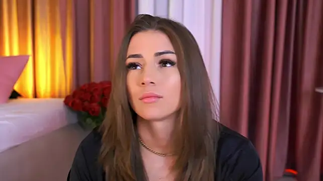 AishaSins Chat XXX live