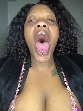 BigJugsCandyxx – Live XXX-chat