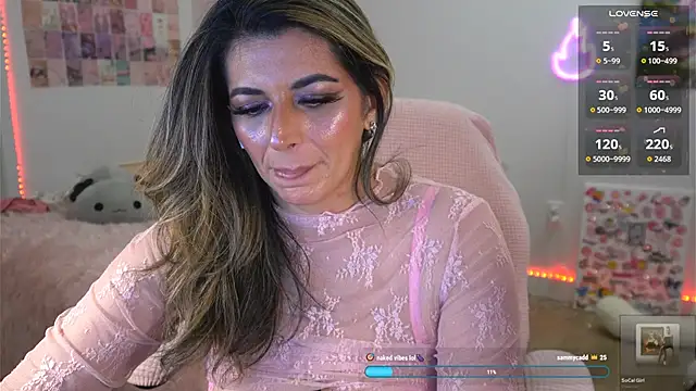 XXX chat uživo modela K4Li3Rxyzz