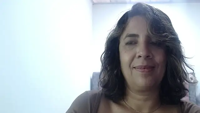 Victoria_meester Show in webcam