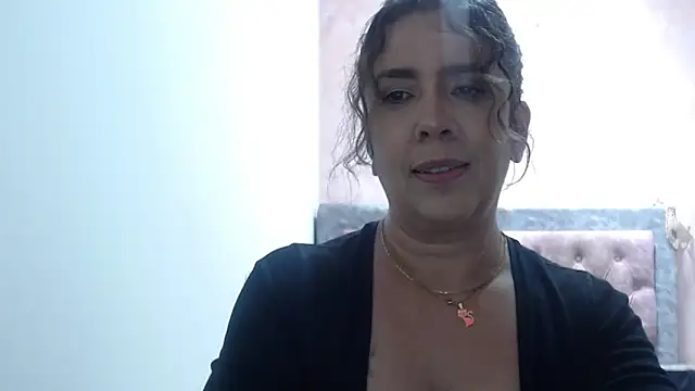 Victoria_meester Adlı Modelin Canlı XXX Sohbeti