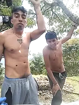 vergasgrandes' Webcam Show