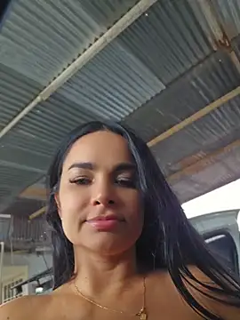הופעת וובקאם של CataleyaRusso