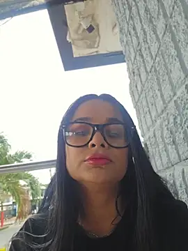 CataleyaRusso webcam show